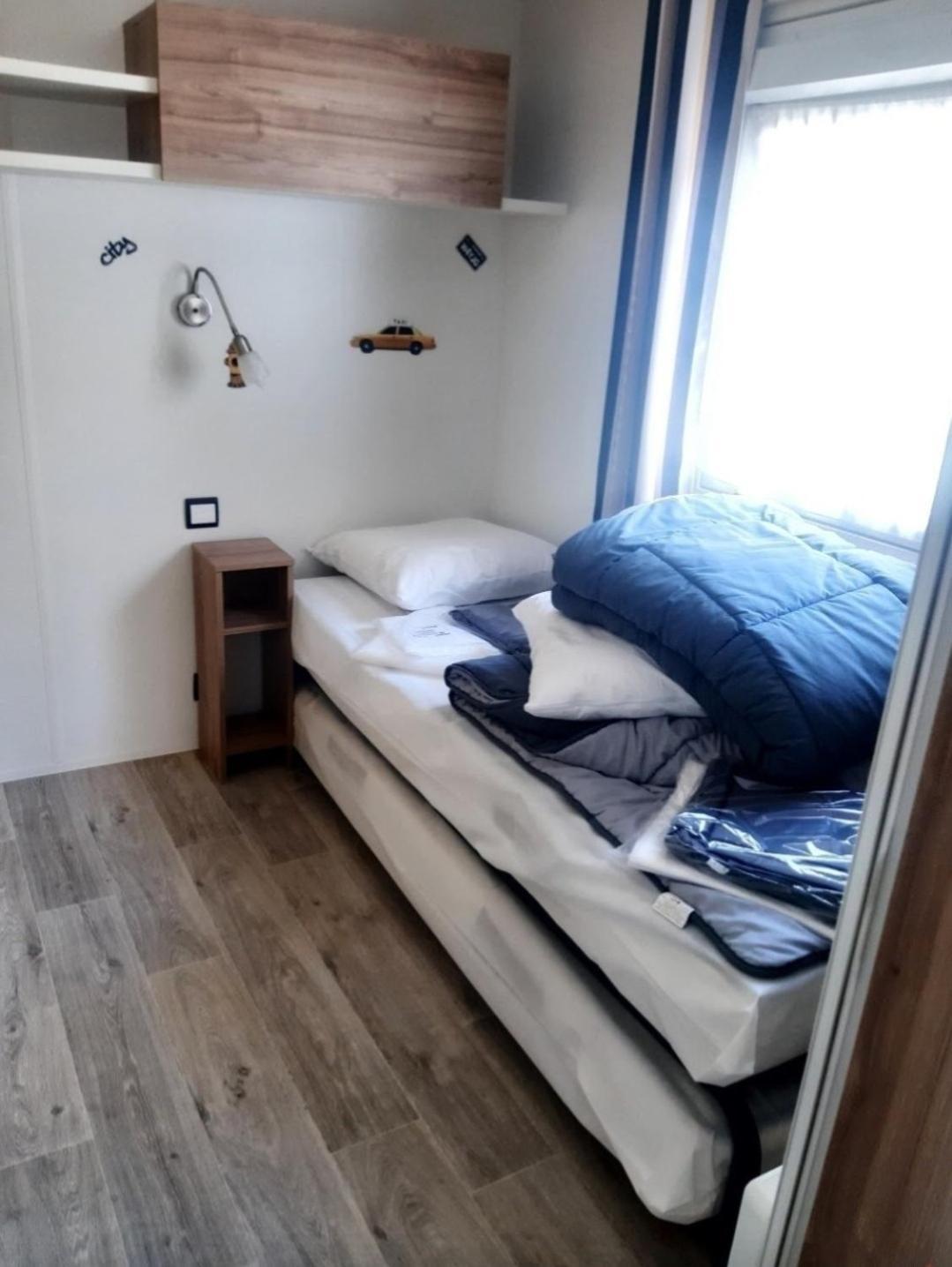 Camping Des Dunes De Contis Mobilhome 3Ch, Saint-Julien-en-Born Eksteriør bilde