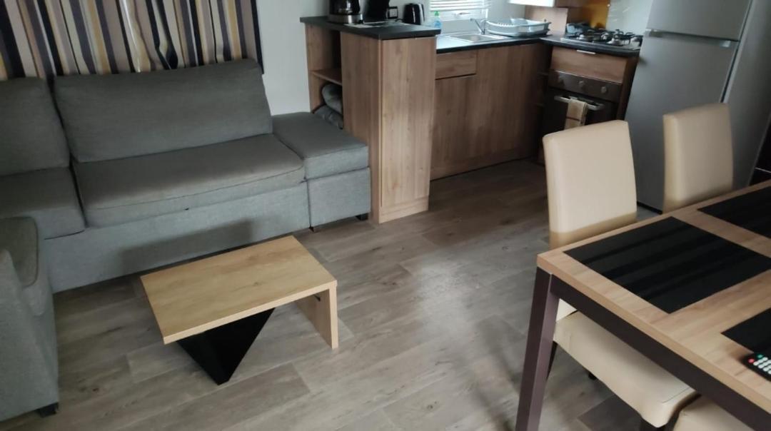 Camping Des Dunes De Contis Mobilhome 3Ch, Saint-Julien-en-Born Eksteriør bilde